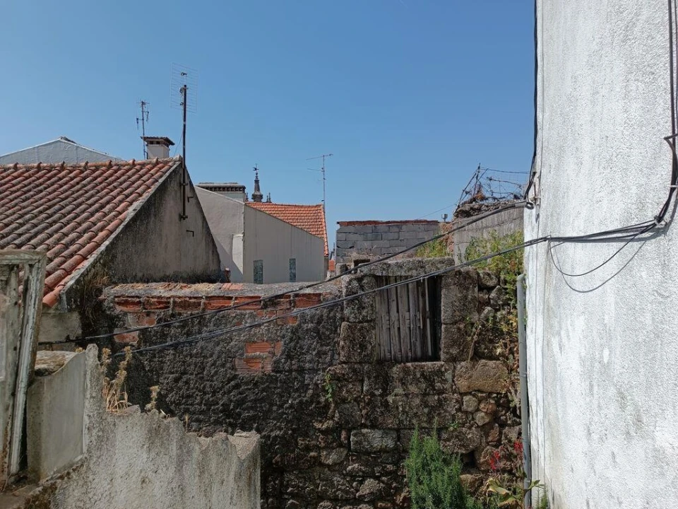 Prédio para Venda em Gouveia (São Pedro e São Julião) Foto 21