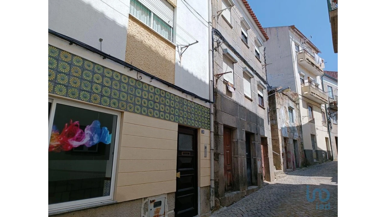 Prédio para Venda em Gouveia (São Pedro e São Julião) Foto 7