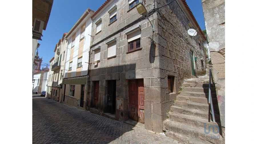 Prédio para Venda em Gouveia (São Pedro e São Julião) Foto 2