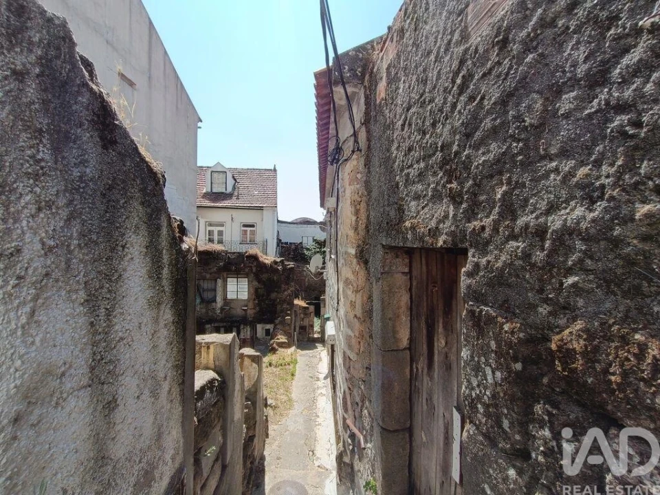 Prédio para Venda em Gouveia (São Pedro e São Julião) Foto 16