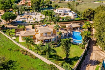 Moradia T4 para Venda em Lagoa e Carvoeiro