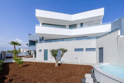 Moradia T4 para Venda em Lagos (São Sebastião e Santa Maria)