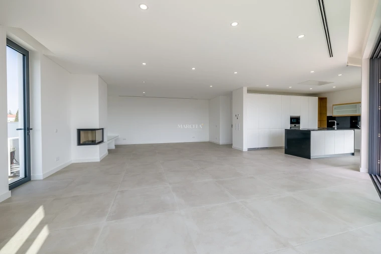 Moradia T4 para Venda em Lagos (São Sebastião e Santa Maria) Planta 1