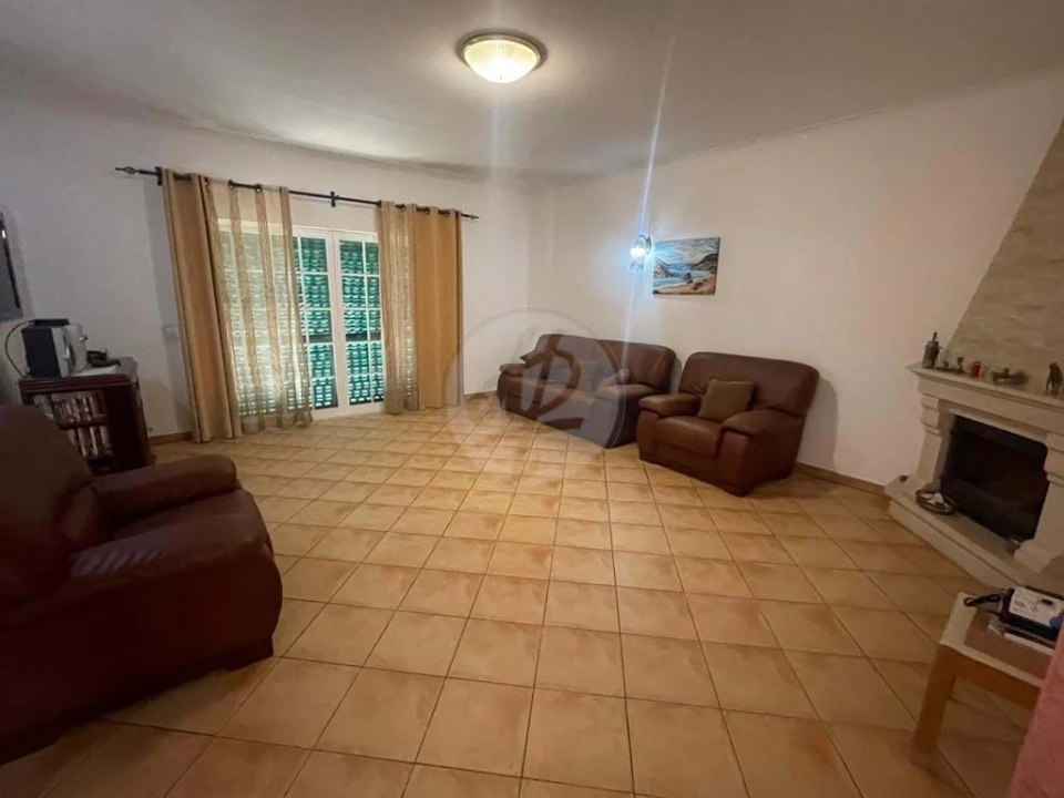 Moradia T3 para Venda em Lagos (São Sebastião e Santa Maria) Foto 3
