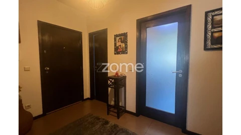 Apartamento T3 para Venda em Anta e Guetim