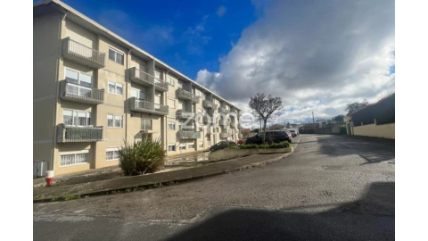 Apartamento T3 para Venda em Anta e Guetim
