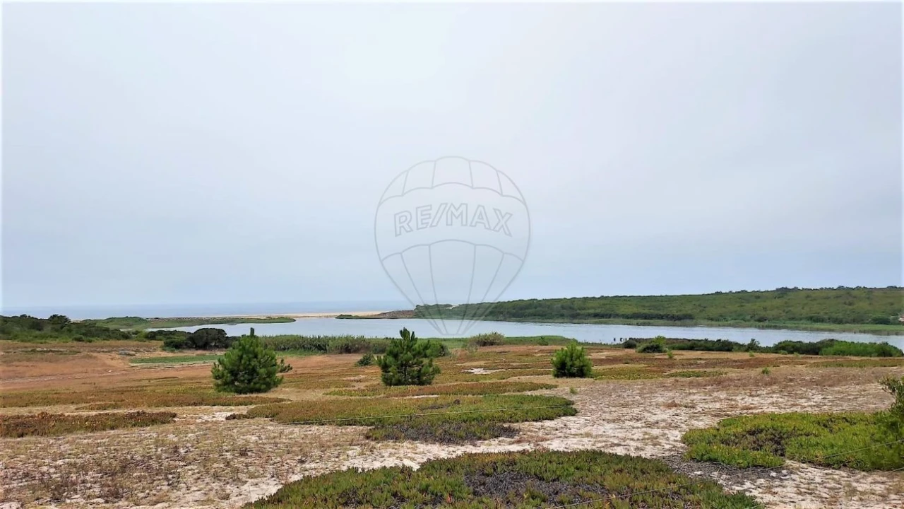 Terreno para Venda em Sines Foto 8