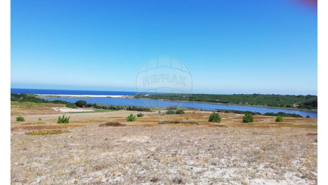 Terreno para Venda em Sines Foto 6