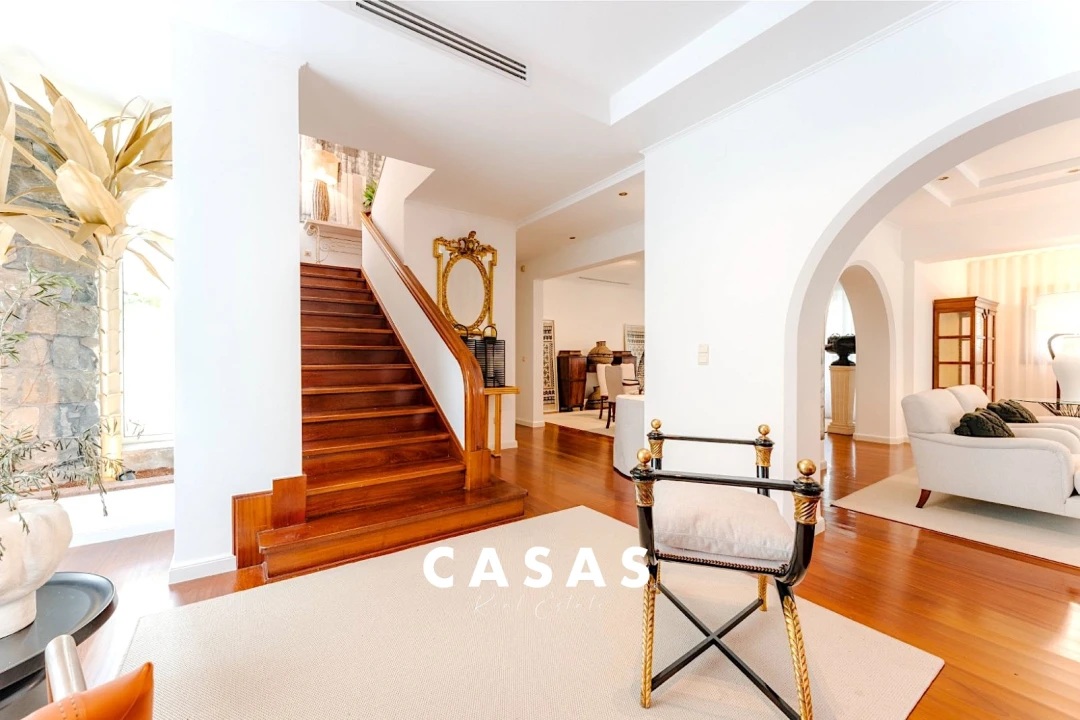 Moradia T4 para Venda em Funchal (Se) Foto 16