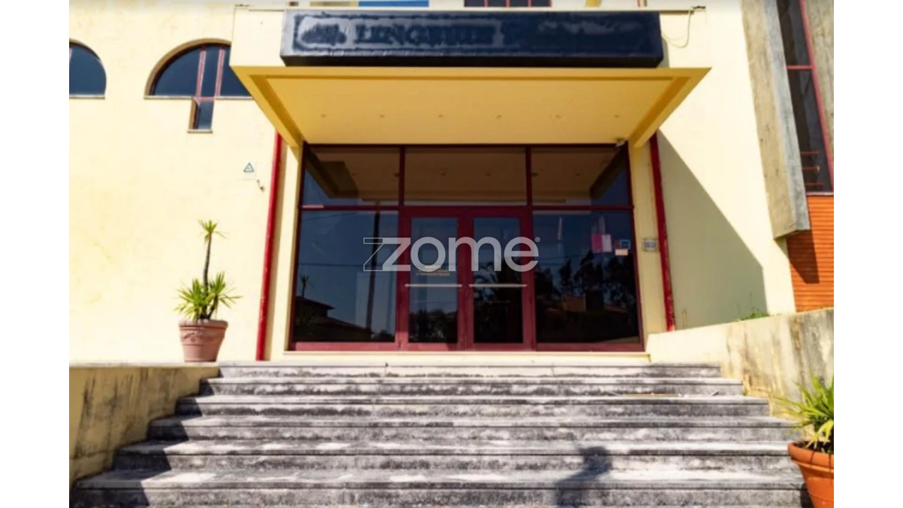 Negócio para Venda em Serzedo e Perosinho Foto 14