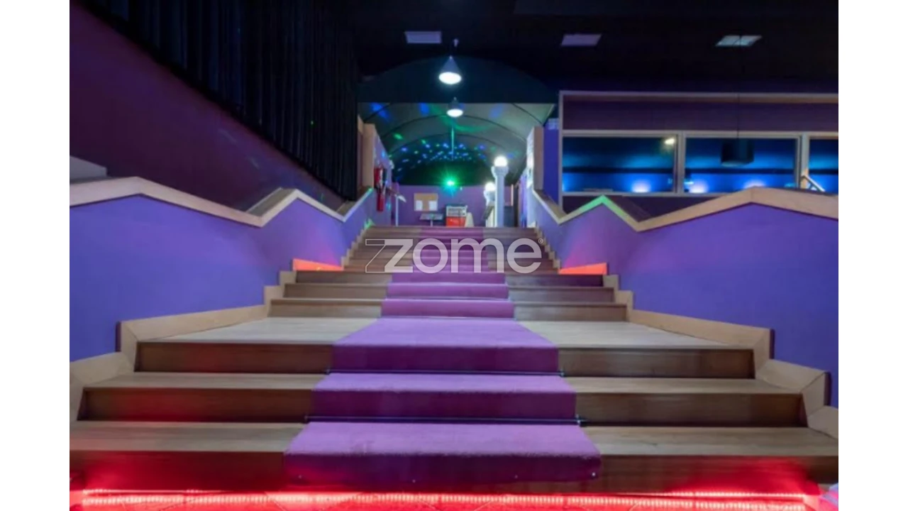 Negócio para Venda em Serzedo e Perosinho Foto 3