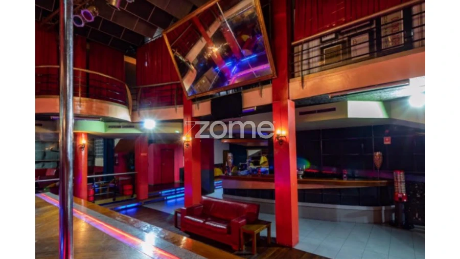 Negócio para Venda em Serzedo e Perosinho Foto 12