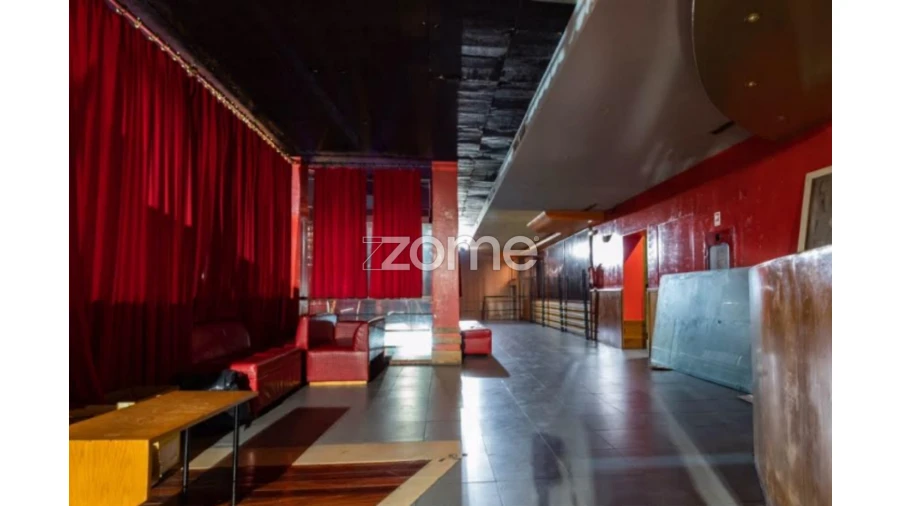 Negócio para Venda em Serzedo e Perosinho Foto 11