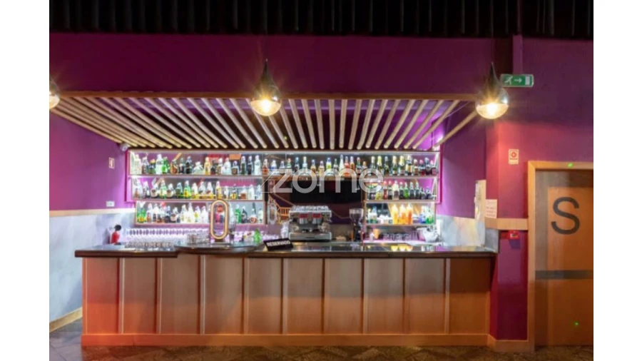 Negócio para Venda em Serzedo e Perosinho Foto 5