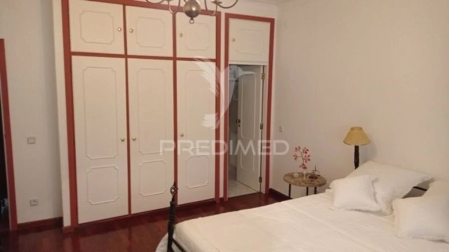 Moradia T5 para Venda em Espírito Santo, Nossa Senhora da Graça e São Simão Foto 15