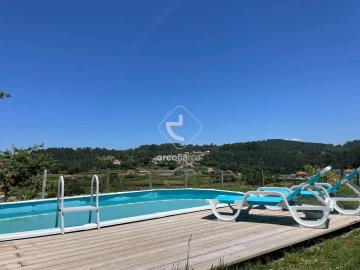 Moradia T2 para Arrendamento férias em Cunha