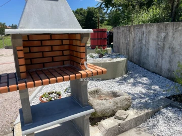 Moradia T2 para Arrendamento férias em Cunha