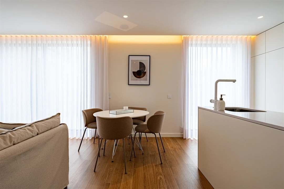 Apartamento T2 para Venda em Paranhos Foto 7