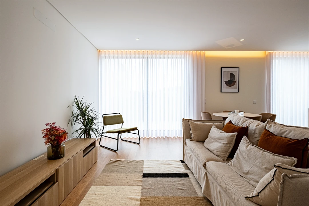 Apartamento T2 para Venda em Paranhos Foto 4