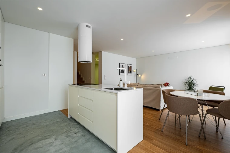 Apartamento T2 para Venda em Paranhos Foto 10