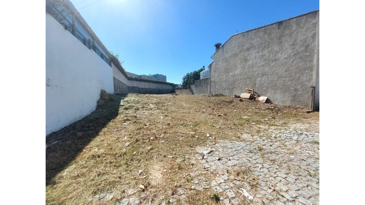 Terreno para Venda em Nogueira e Silva Escura Foto 1