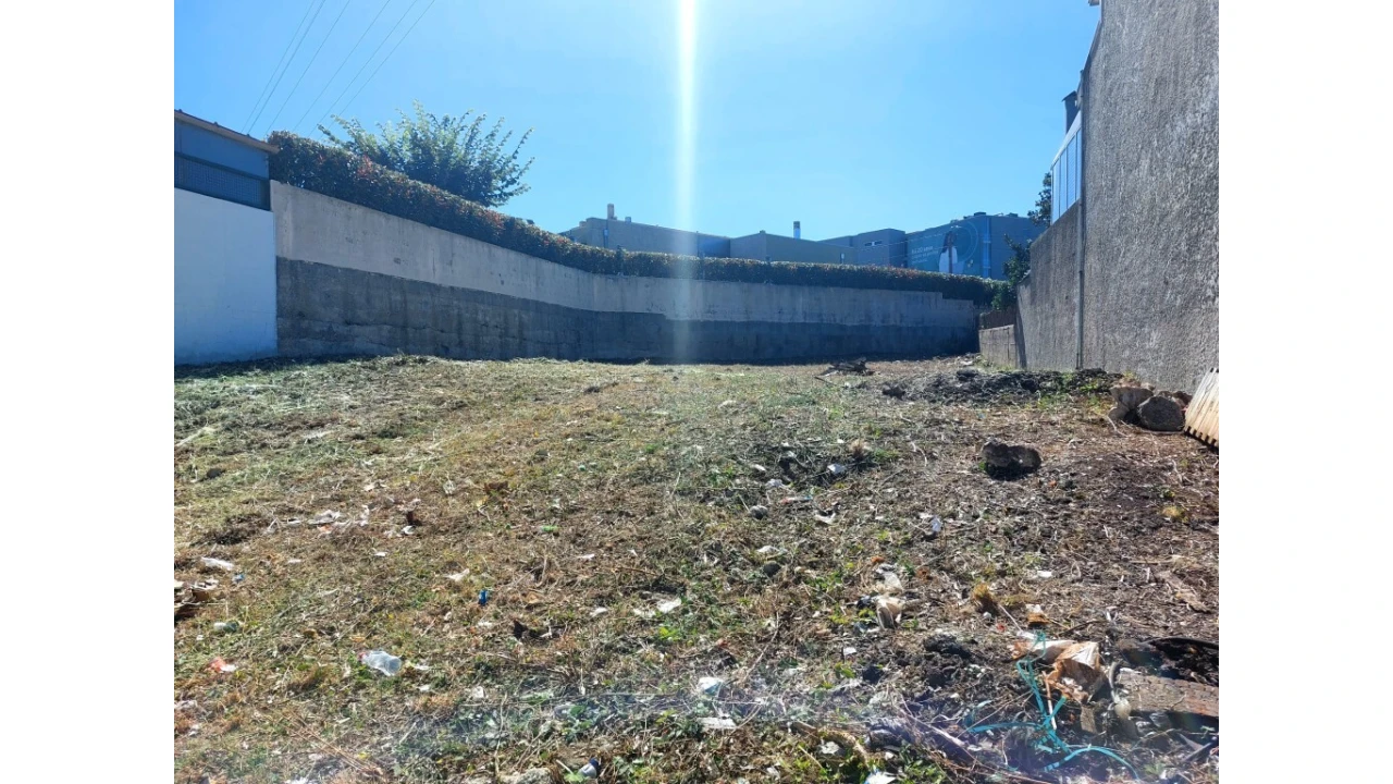 Terreno para Venda em Nogueira e Silva Escura Foto 2