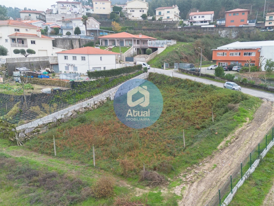 Terreno para Venda em Santo Adrião de Vizela Foto 13