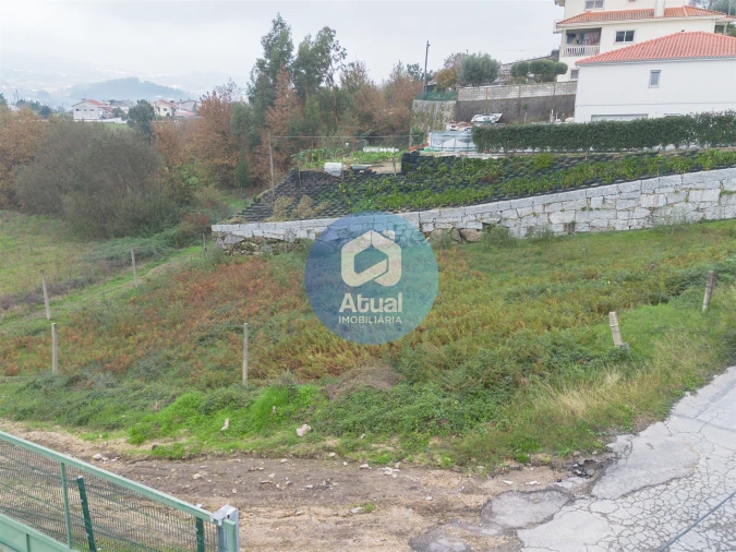 Terreno para Venda em Santo Adrião de Vizela Foto 11