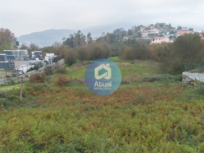 Terreno para Venda em Santo Adrião de Vizela Foto 12