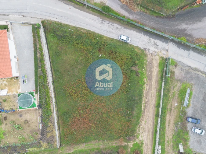 Terreno para Venda em Santo Adrião de Vizela Foto 5