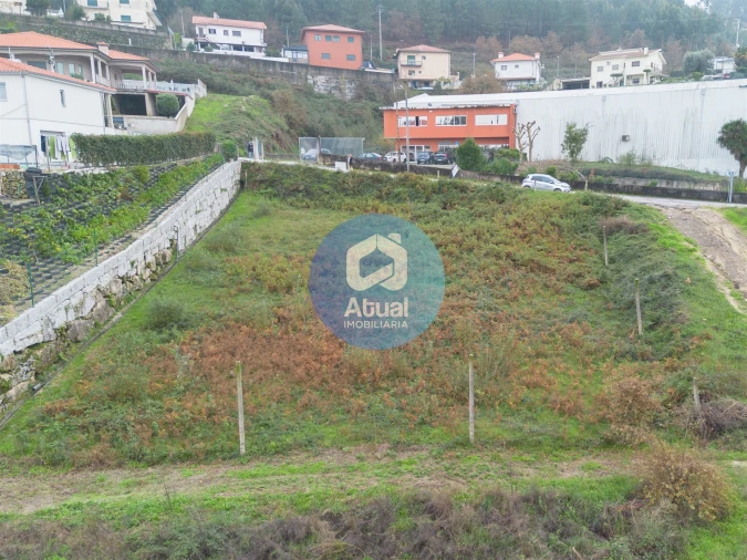 Terreno para Venda em Santo Adrião de Vizela Foto 7