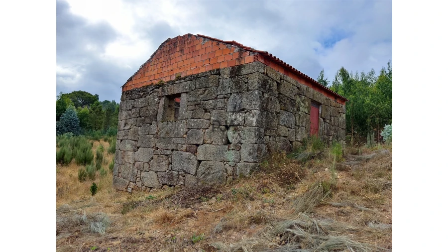 Quinta T0 para Venda em Castelo de Penalva Foto 9
