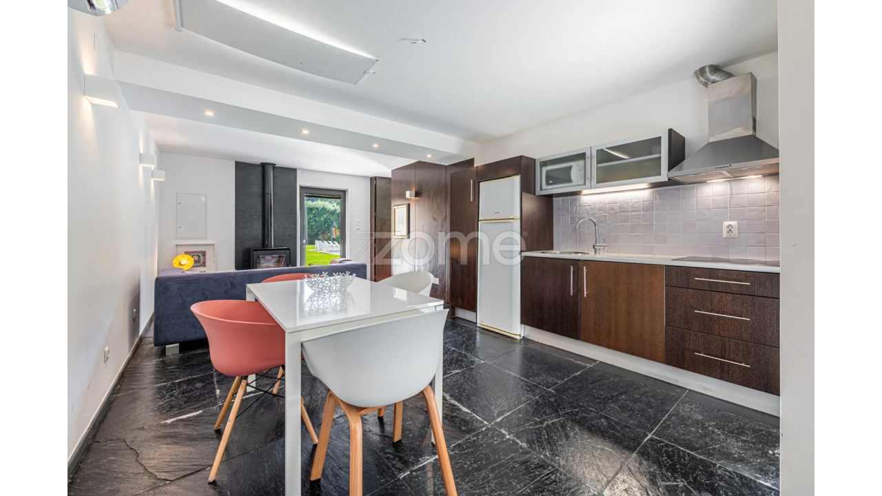 Moradia T5 para Venda em Vila Nova de Anha Foto 66