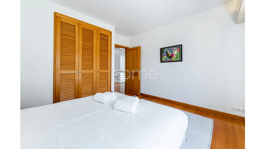 Moradia T5 para Venda em Vila Nova de Anha Foto 26