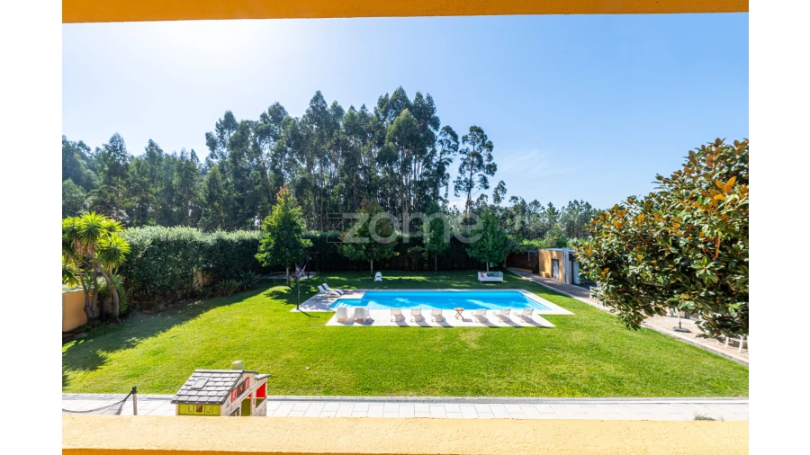 Moradia T5 para Venda em Vila Nova de Anha Foto 35