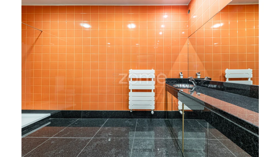 Moradia T5 para Venda em Vila Nova de Anha Foto 42