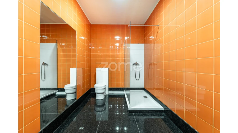 Moradia T5 para Venda em Vila Nova de Anha Foto 41