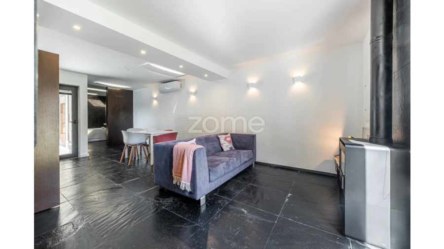 Moradia T5 para Venda em Vila Nova de Anha Foto 60