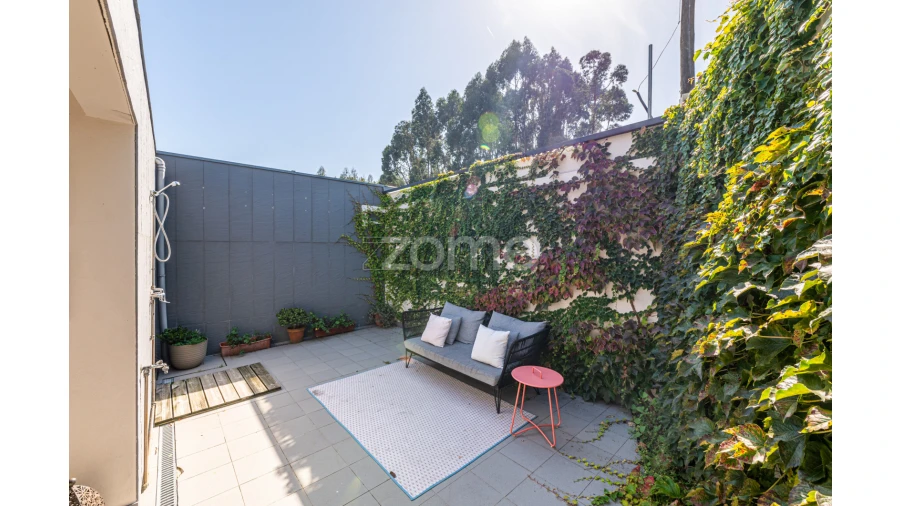 Moradia T5 para Venda em Vila Nova de Anha Foto 68