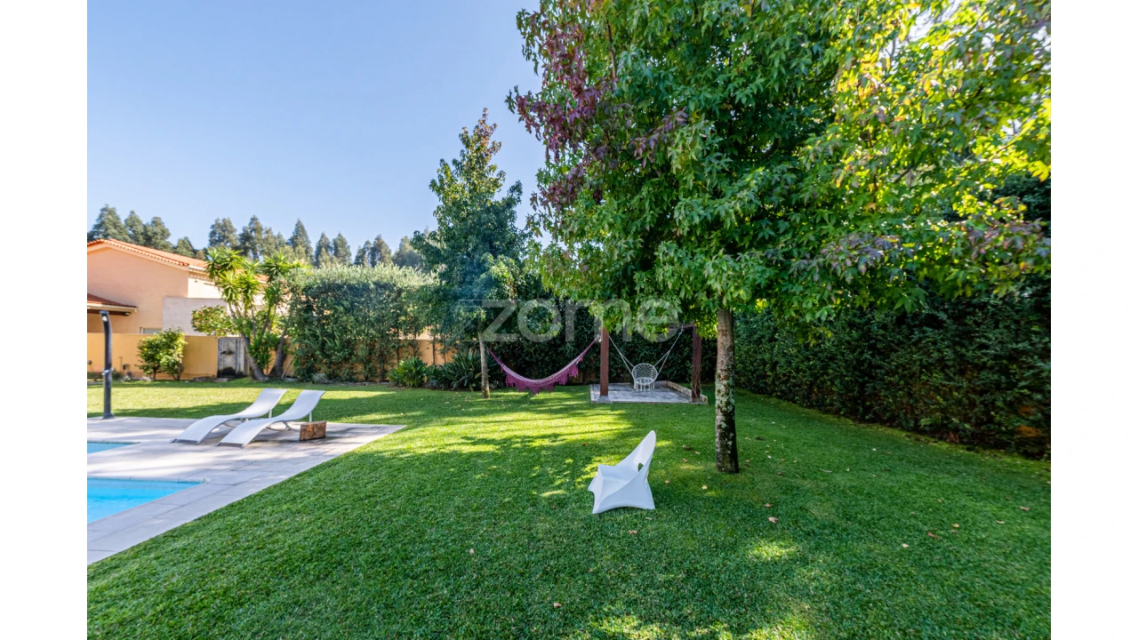 Moradia T5 para Venda em Vila Nova de Anha Foto 75