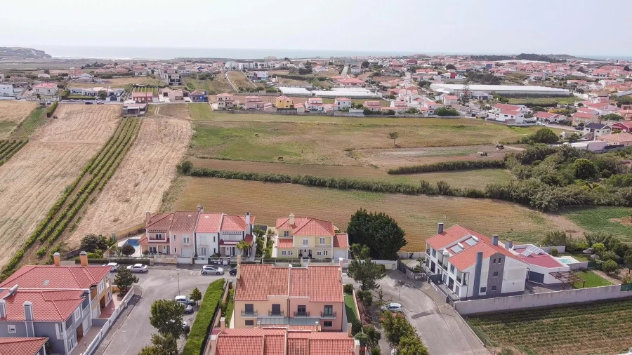 Moradia T4 para Venda em Silveira Foto 32