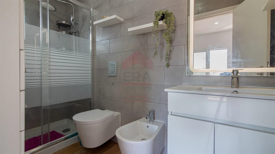 Moradia T3 para Venda em Altura Foto 16