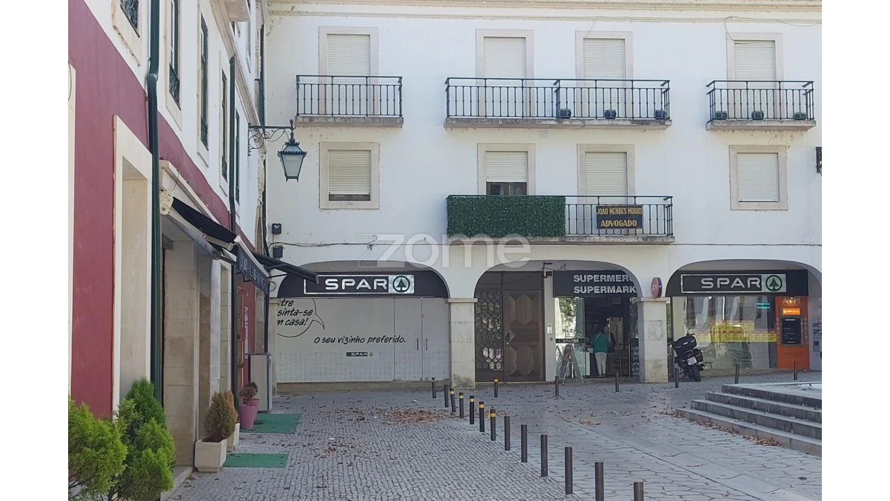 Negócio para Venda em Alcobaça e Vestiaria Foto 15