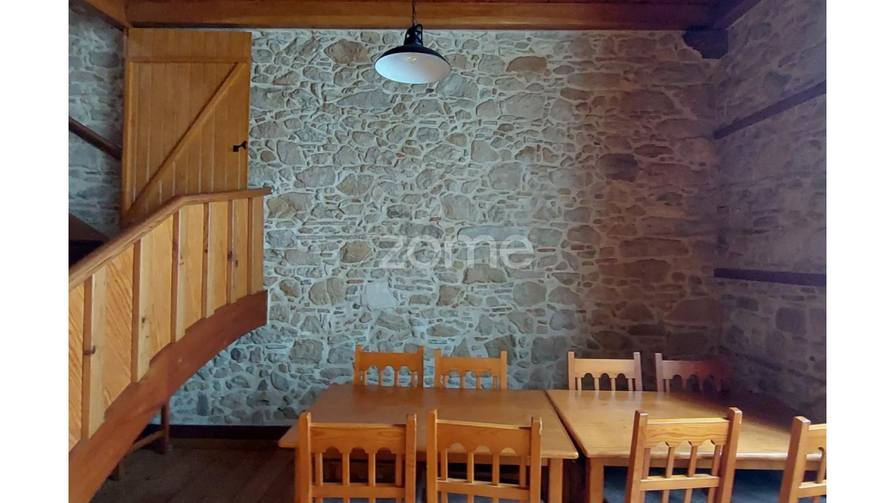 Negócio para Venda em Alcobaça e Vestiaria Foto 47