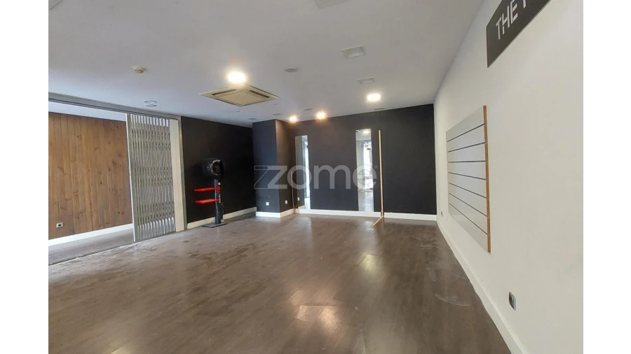 Negócio para Venda em Alcobaça e Vestiaria Foto 21