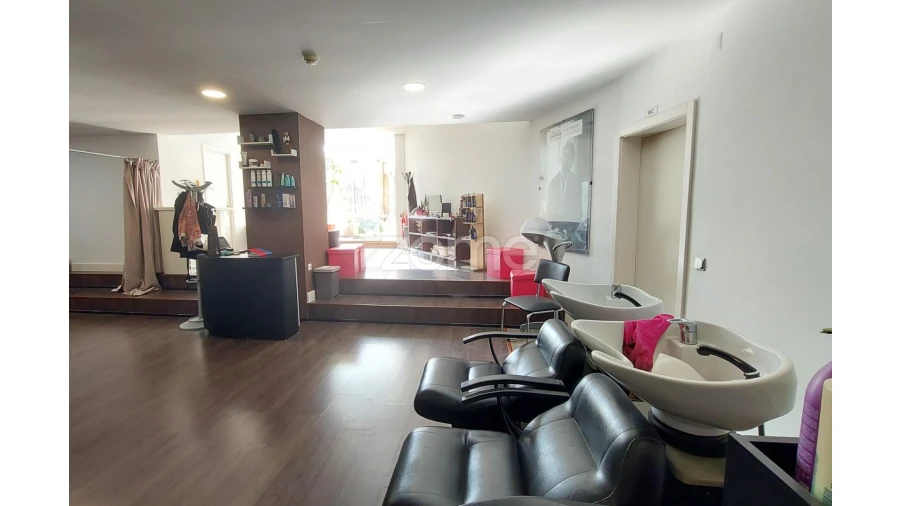 Negócio para Venda em Alcobaça e Vestiaria Foto 26