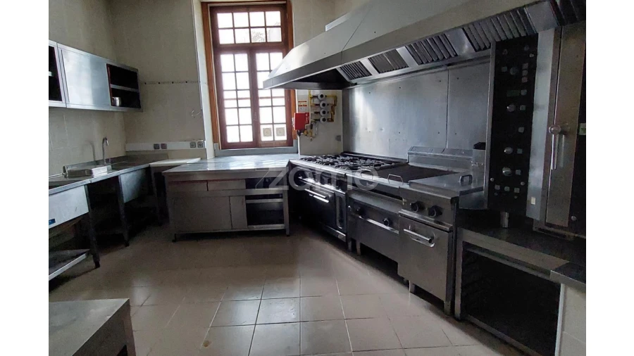 Negócio para Venda em Alcobaça e Vestiaria Foto 40