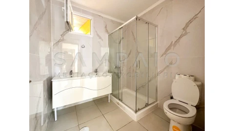 Moradia T2 para Venda em Campanhã