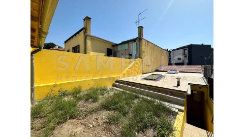 Moradia T2 para Venda em Campanhã
