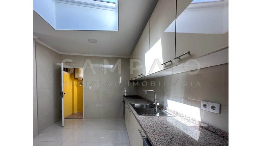 Moradia T2 para Venda em Campanhã Foto 2
